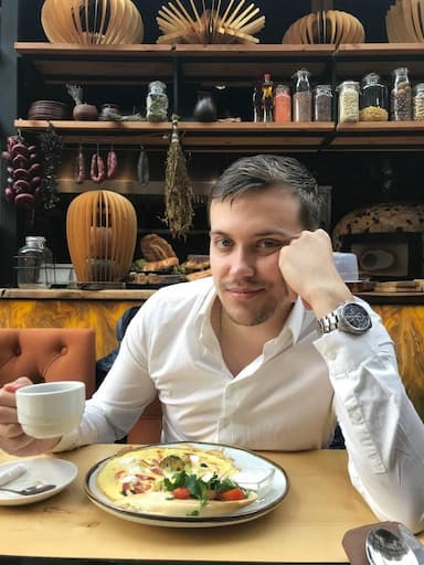 Александр Бекташев